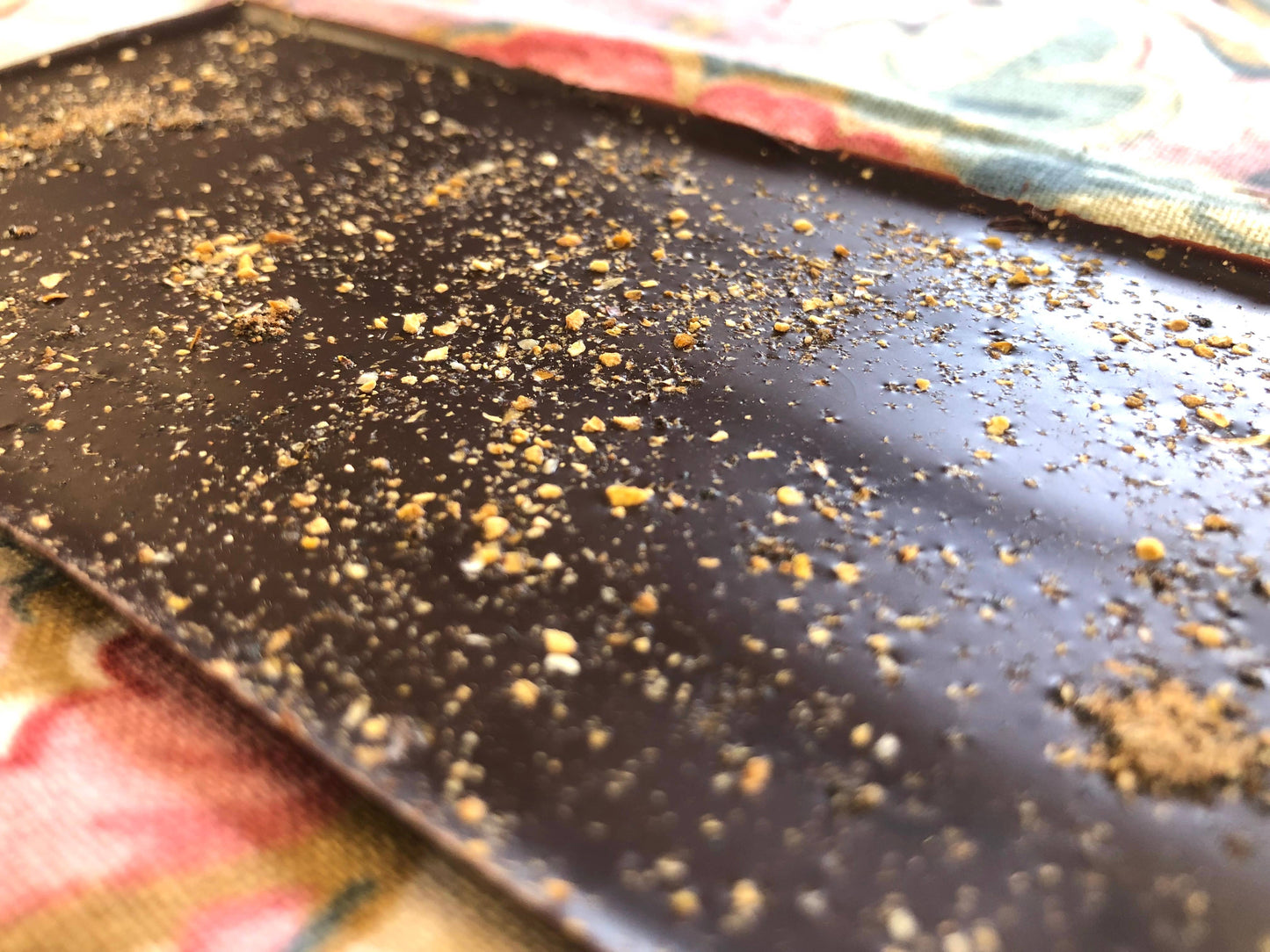 Chocolate - 85% Organic Dark Chocolate w/ Cardamom & Lemon