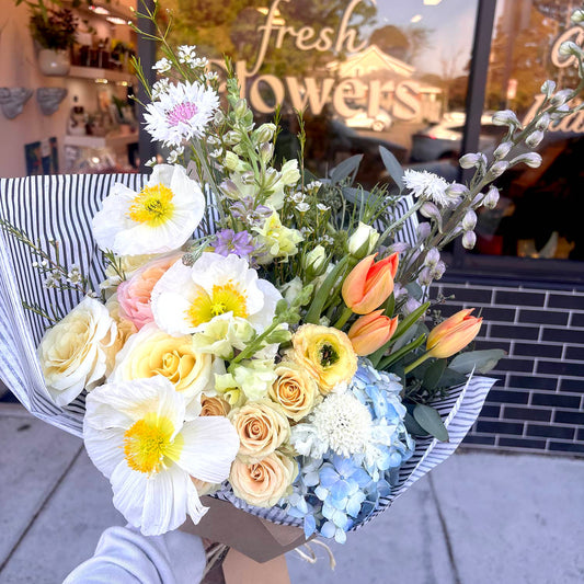 Spring Wrapped Bouquet Premium